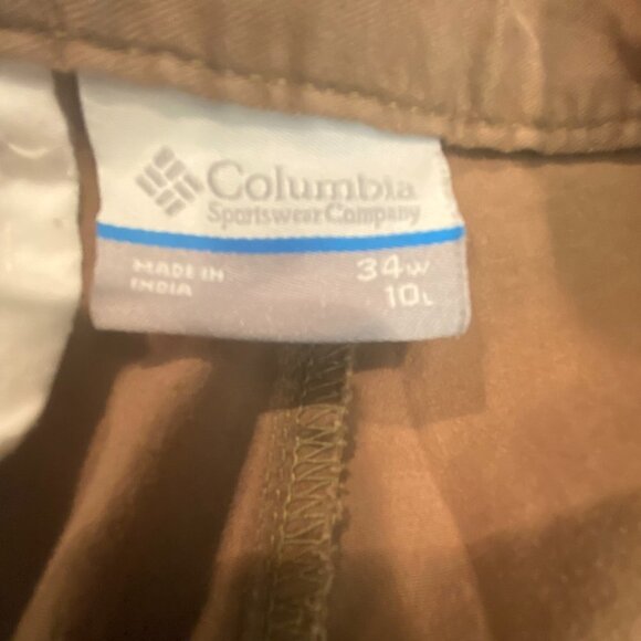 Men's Columbia Shorts - Size 34W/10L - Picture 7 of 8